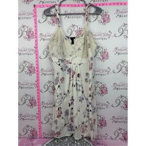 Cool nights Floral Lace-Trim Chemise Slip in Cream and Lavender